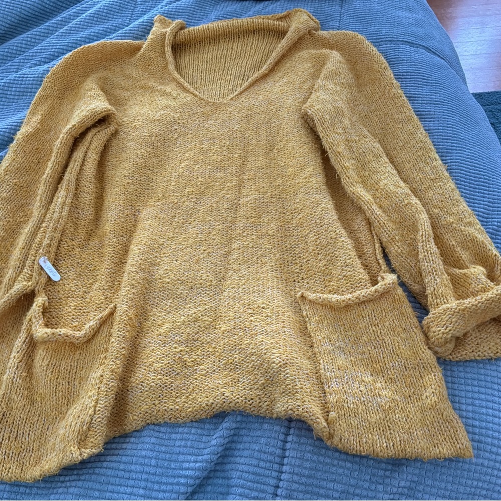 ❌SKIFO SKIFF SKIF Cozy Yellow Knit Sweater